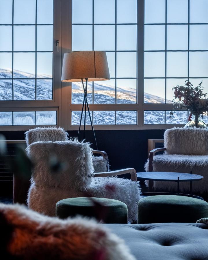 The Mountains Hotel Sierra Nevada