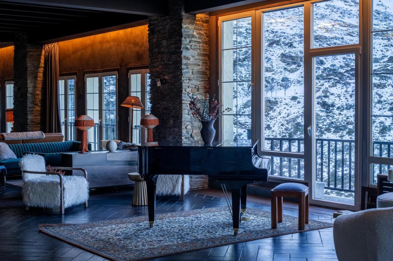 Hotel The Mountains 3*