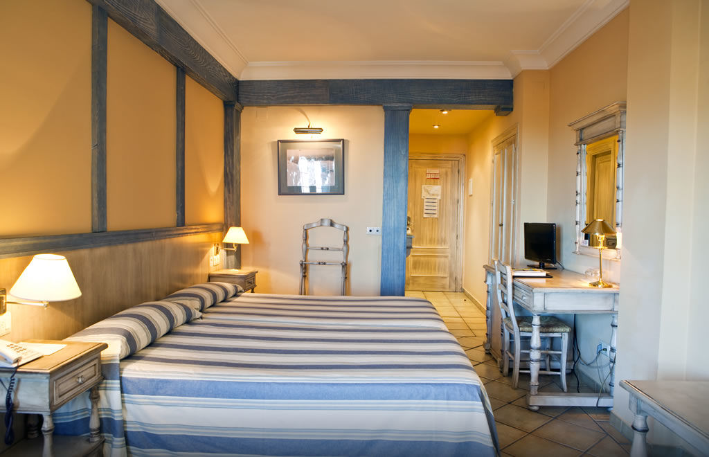 Hotel The Mountains 3*